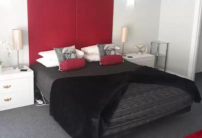 ب اُف ایسلاندز کونتری لج متل