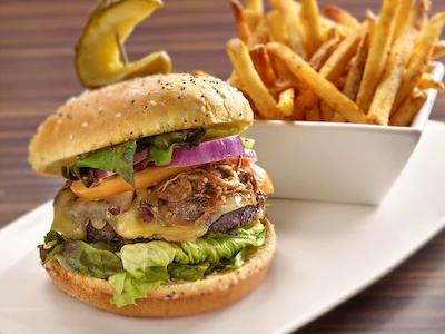 دوبلتری بای هیلتون وست ادمنتون