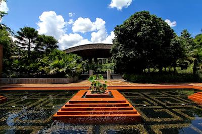 وراندا های رسیدنس