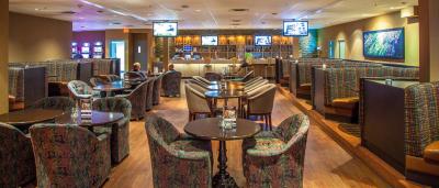 رادیسن هتل اند کنونشن سنتر ادمنتون