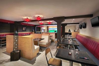 آلفت کالگاری ونیورسیتی