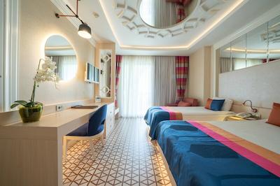 گرانادا لاکچری بلک