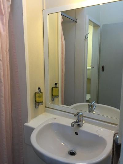 اسپا لج متل