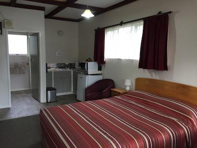 اسپا لج متل