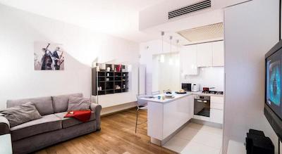 ارا پاسیز این