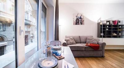 ارا پاسیز این