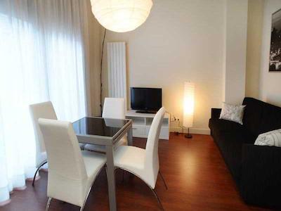 هوا اوگوستا گاردن اپارتمنتز