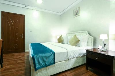 لا ویلا سوئیتز هتل