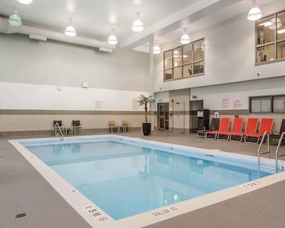 بست وسترن پلاس آیرپرت این اند سویتز