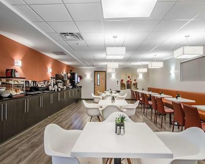 بست وسترن پلاس آیرپرت این اند سویتز