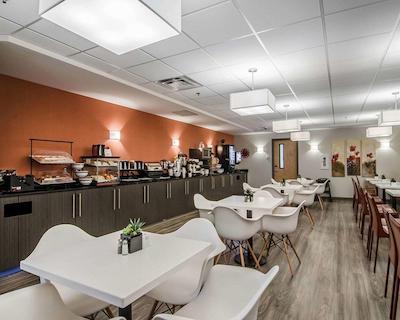 بست وسترن پلاس آیرپرت این اند سویتز