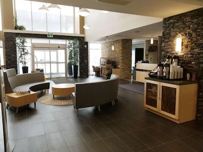 بست وسترن پلاس آیرپرت این اند سویتز