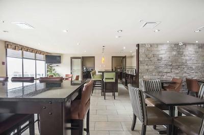 کمفرت این اند سویتز کاملوپز