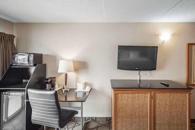 کمفرت این وست