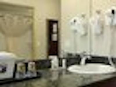 سوپر 8 رد دیر سیتی سنتر