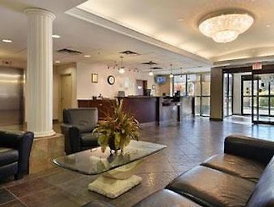 سوپر 8 رد دیر سیتی سنتر