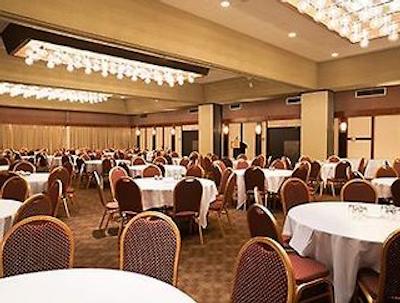 رامادا هتل اند کنونشن سنتر