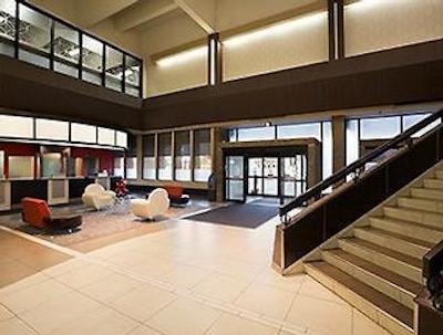 رامادا هتل اند کنونشن سنتر