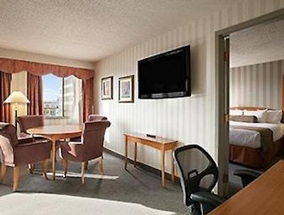 رامادا هتل اند کنونشن سنتر