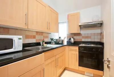 17 هرتفرد استریت