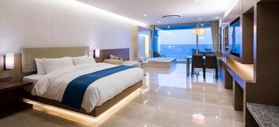 سان کرویس ریزرت اند یاچت