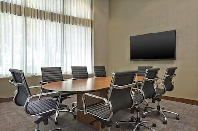 فور پوینتز بای شراتون وانکوور آیرپرت