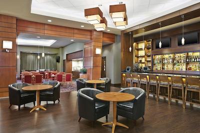 فور پوینتز بای شراتون وانکوور آیرپرت