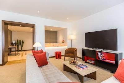 نه کالکشن بگوت تلپرت ریال