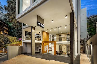 کست پرد مونتز ب راد