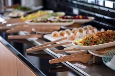 رادیسن بلو هتل بیروت وردون