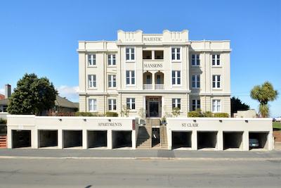 اپارتمنتز ات است کلیر