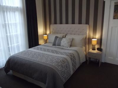 اپارتمنتز ات است کلیر