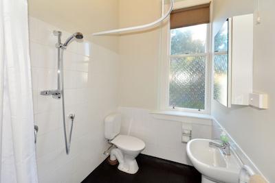 اپارتمنتز ات است کلیر