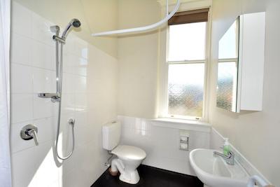 اپارتمنتز ات است کلیر