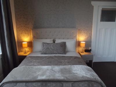 اپارتمنتز ات است کلیر