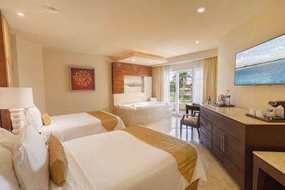 مون پالاس کانکون