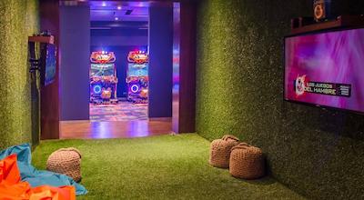 مون پالاس کانکون