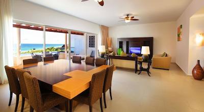 مون پالاس کانکون