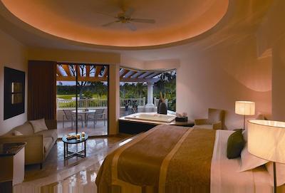 مون پالاس کانکون