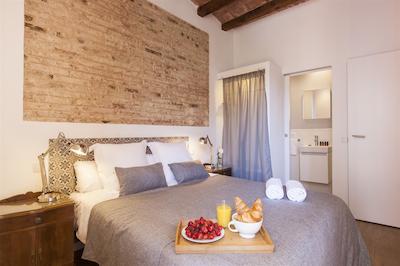 اسپاسیز چارمینگ فلاتز