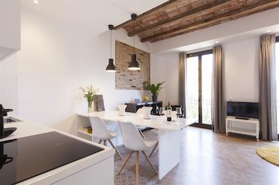 اسپاسیز چارمینگ فلاتز