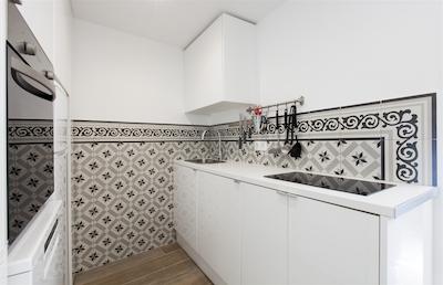 اسپاسیز چارمینگ فلاتز