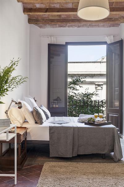 اسپاسیز چارمینگ فلاتز