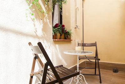 اسپاسیز چارمینگ فلاتز