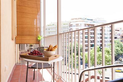 اسپاسیز چارمینگ فلاتز