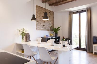 اسپاسیز چارمینگ فلاتز