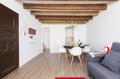 اسپاسیز چارمینگ فلاتز