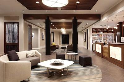 هموود سویتز بای هیلتون پیتسبورگه دونتون