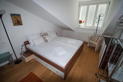 دوسهل اپارتمنتز وینا