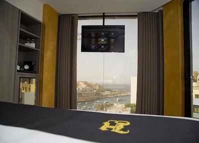 Hugo’s Boutique Hotel